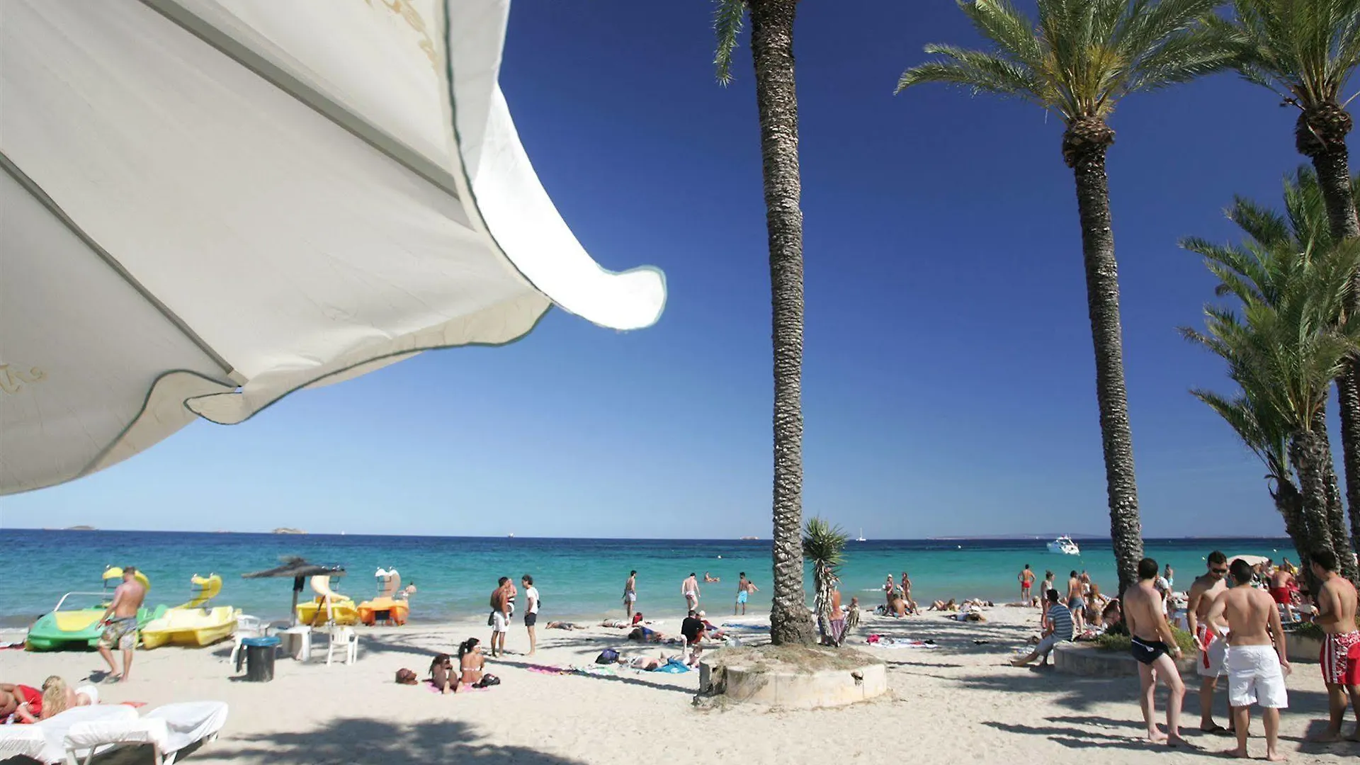 Apartamentos Bora Bora - Adults Only Playa d'en Bossa Aparthotel