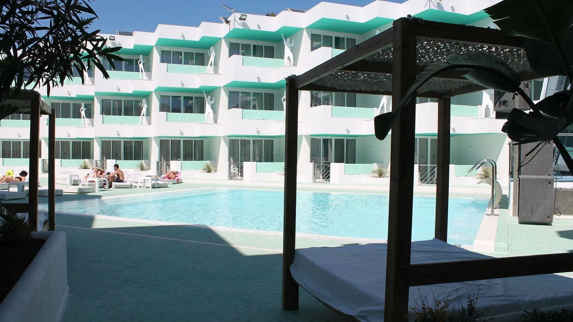 Апарт-отель Apartamentos Bora Bora - Adults Only Плайя Ден Босса